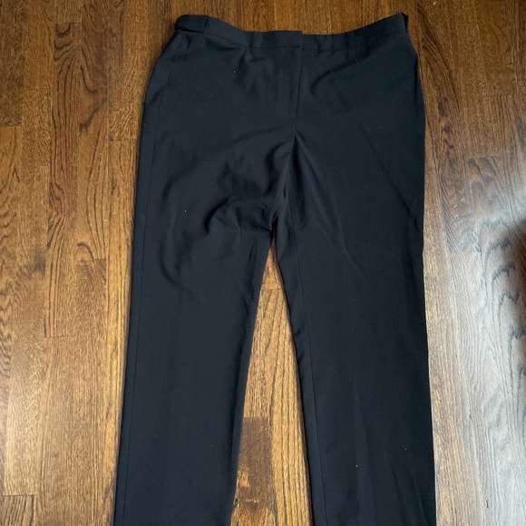 Black dress pants - Picture 1 of 3